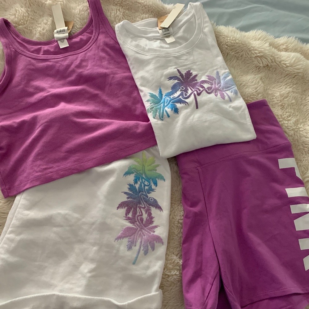 Bundle vs pink